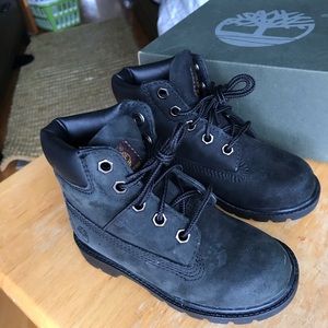 Timberland Classic 6 in waterproof boot